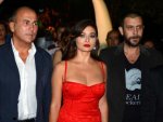 Nurgül Altın Koza'da Tuba'nın tasarımını giydi - Foto